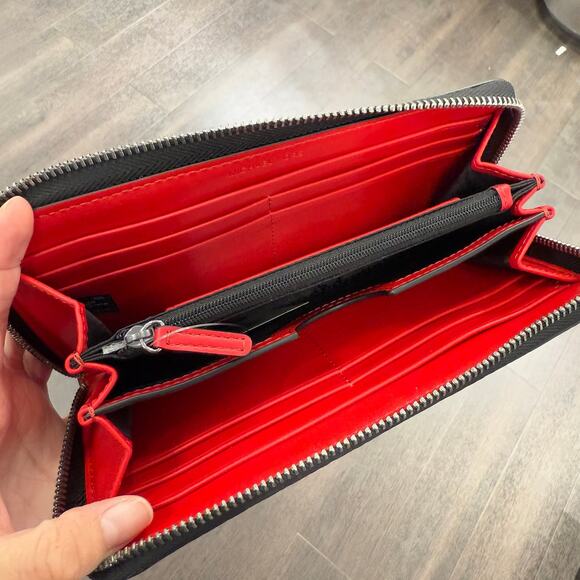 Michael Kors Cooper Tech Zip Around Continental Wallet - Picture 5 of 8